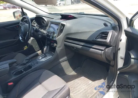 2019 Subaru Crosstrek 2.0I Premium из США, поврежденный, VIN JF2GTAECXK8387192